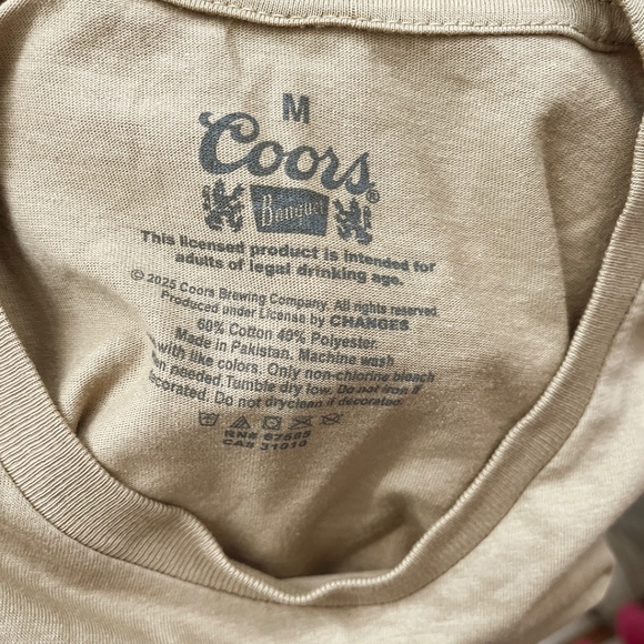 NWOT Coors Banquet Beer Cowboy Mountain Sunset Graphic T-Shirt Men’s Medium - Picture 6 of 8